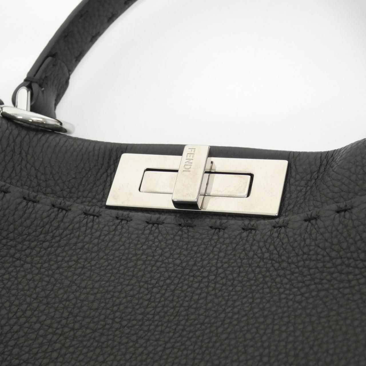 Fendi Selleria Peekaboo Q0j — view 4