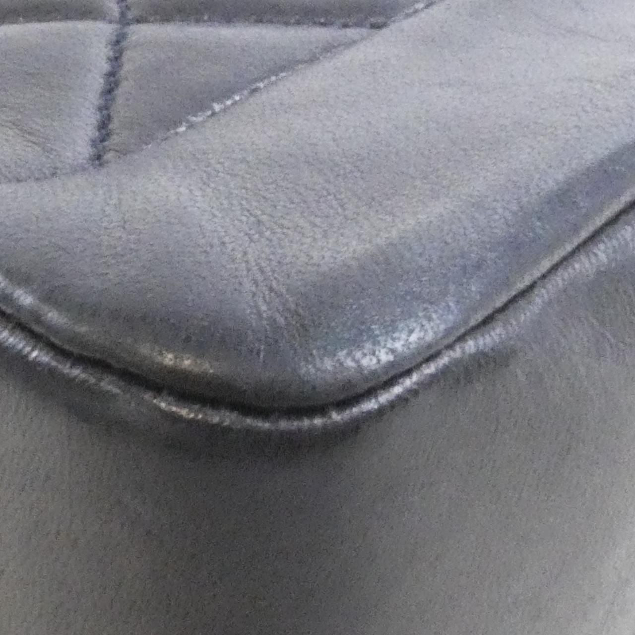 Chanel Shoulder Bag Navy — view 4