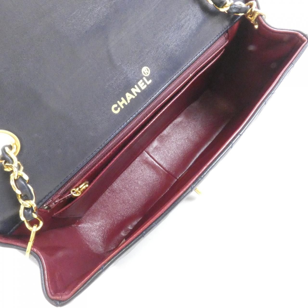 Chanel Shoulder Bag Navy — view 9