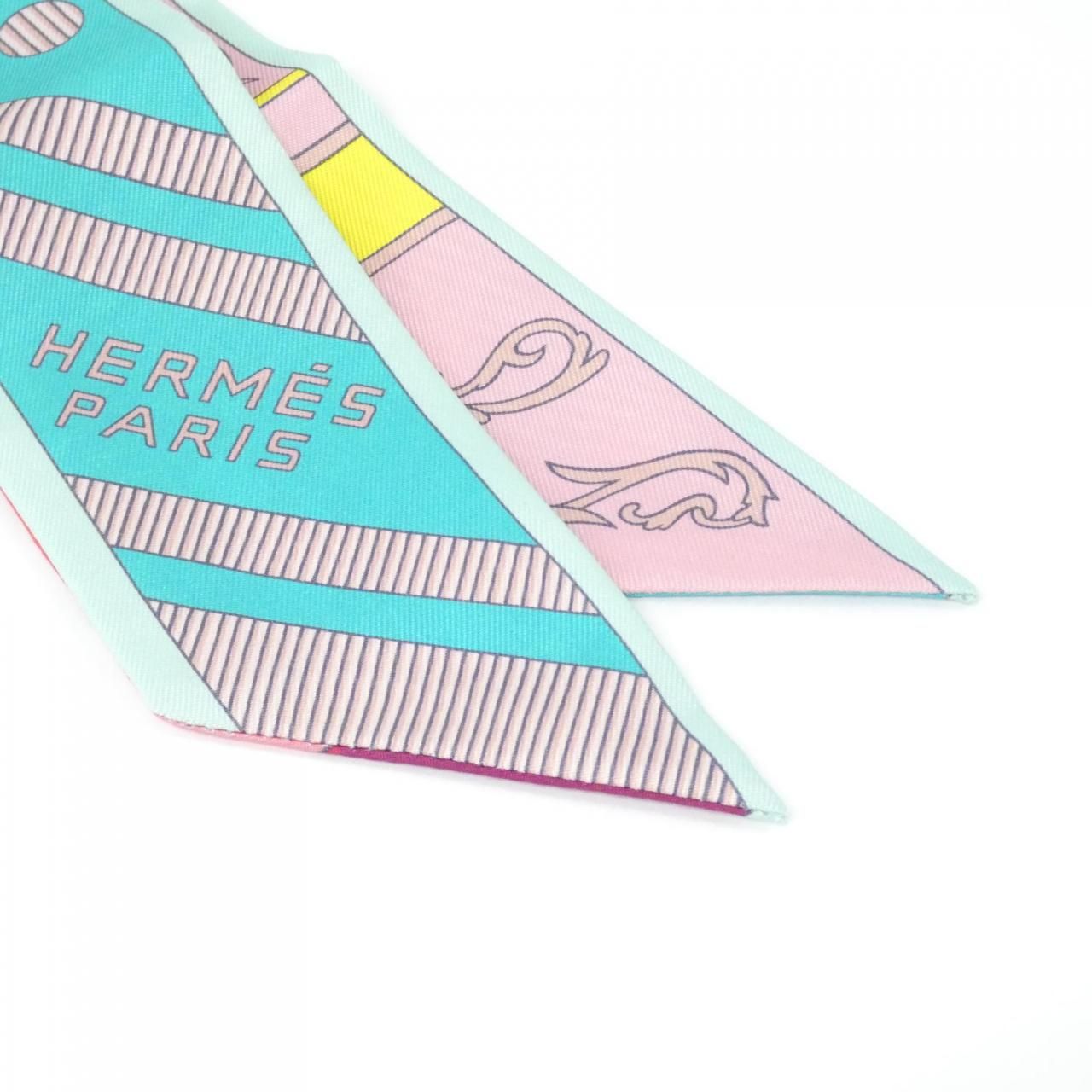 Hermes Balade en Berline Twilly Scarf — view 2