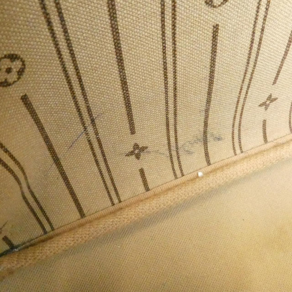 Louis Vuitton Monogram Neverfull PM — view 9
