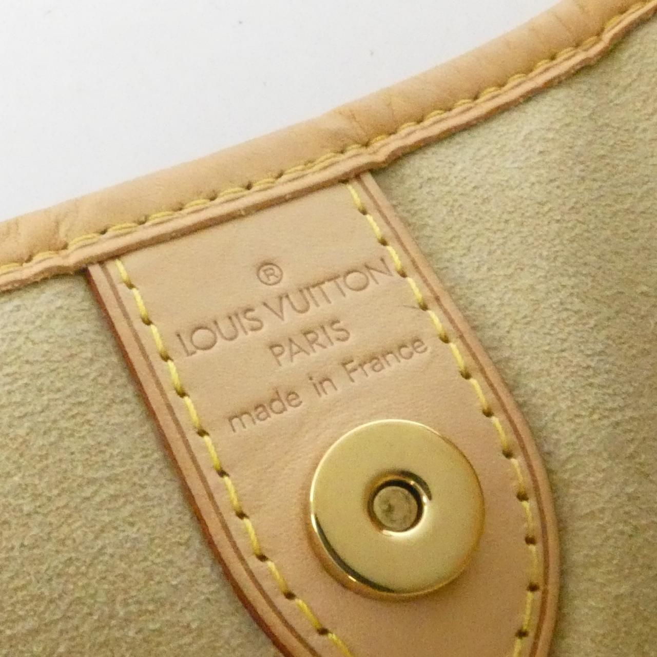 Louis Vuitton Monogram Galleria PM Shoulder — view 9