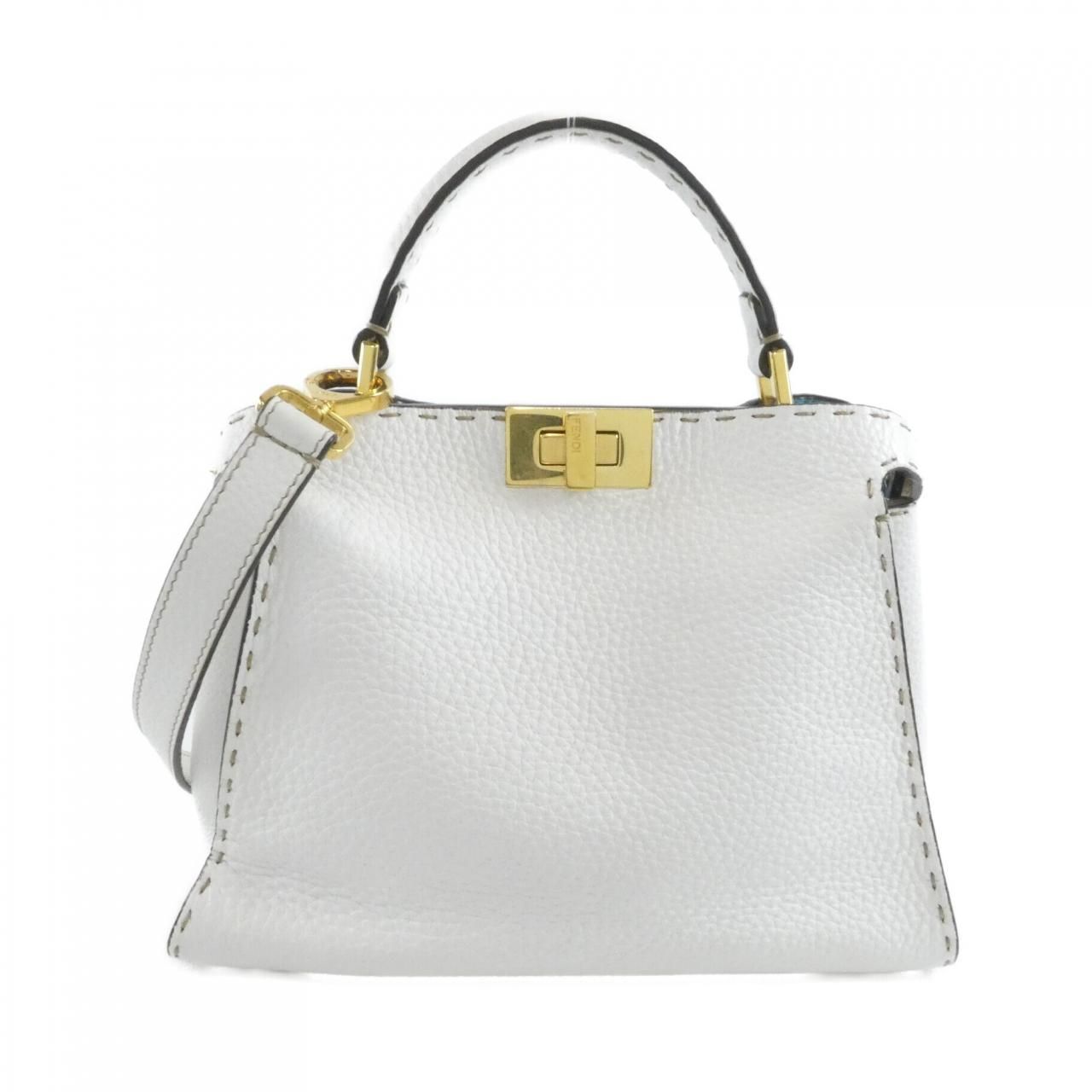 Fendi Selleria Peekaboo Essential