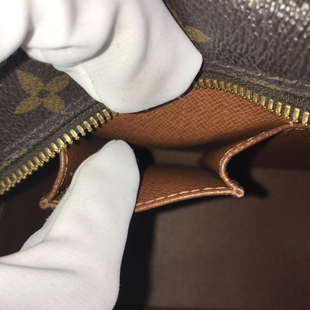 Louis Vuitton Monogram Cite MM Shoulder Bag — view 8