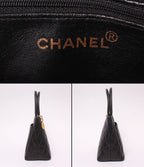 Chanel Tote Caviar Leather CC Logo Gold — view 4