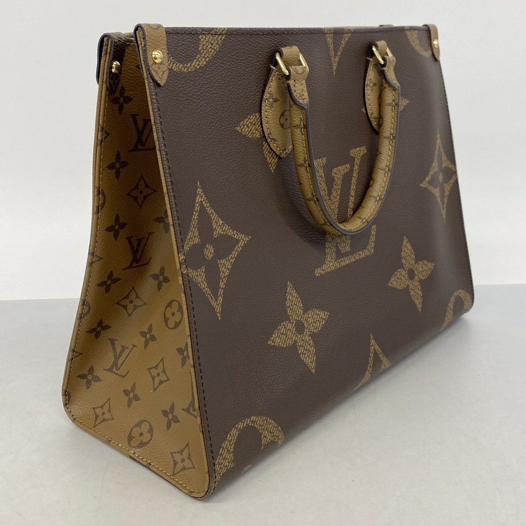 Louis Vuitton Tote Monogram Giant Reverse On The Go MM Brown 2-Way — view 2