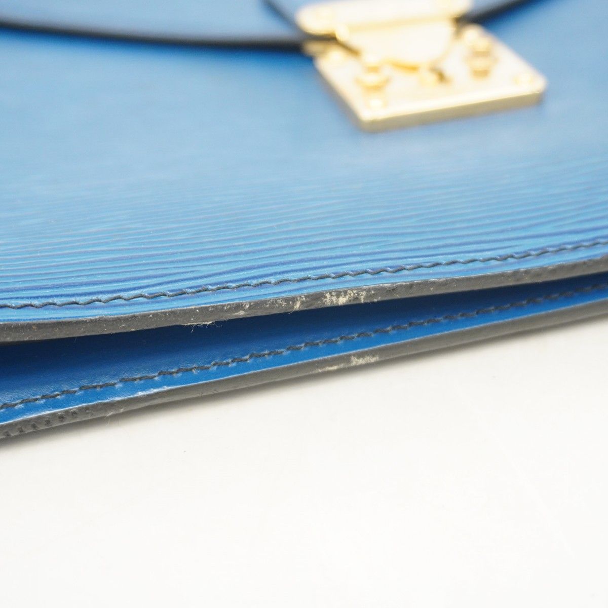 Louis Vuitton Briefcase Epi Blue — view 7