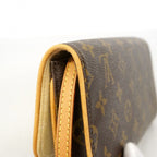 Louis Vuitton Shoulder Bag Monogram Pochette Twin GM Brown — view 8