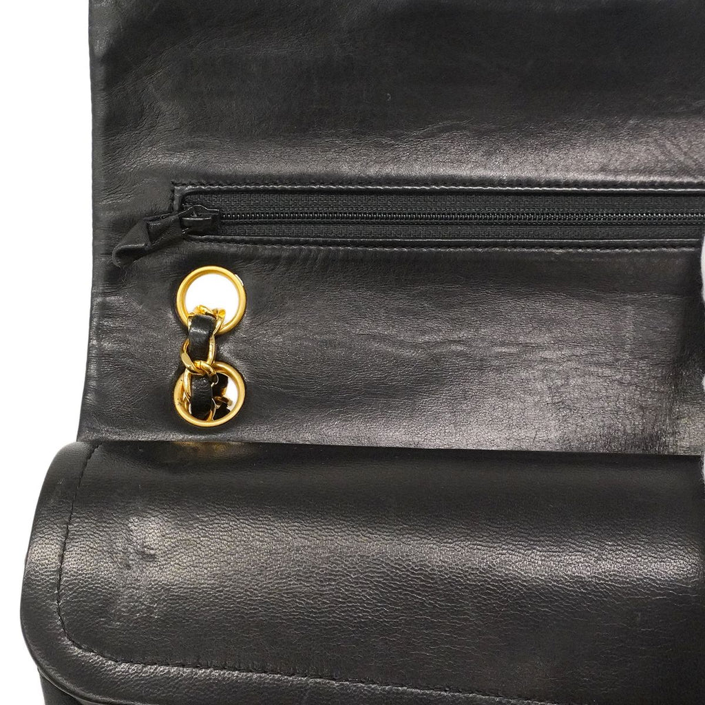 Chanel Shoulder Bag Quilted Lambskin Black Gold — view 8