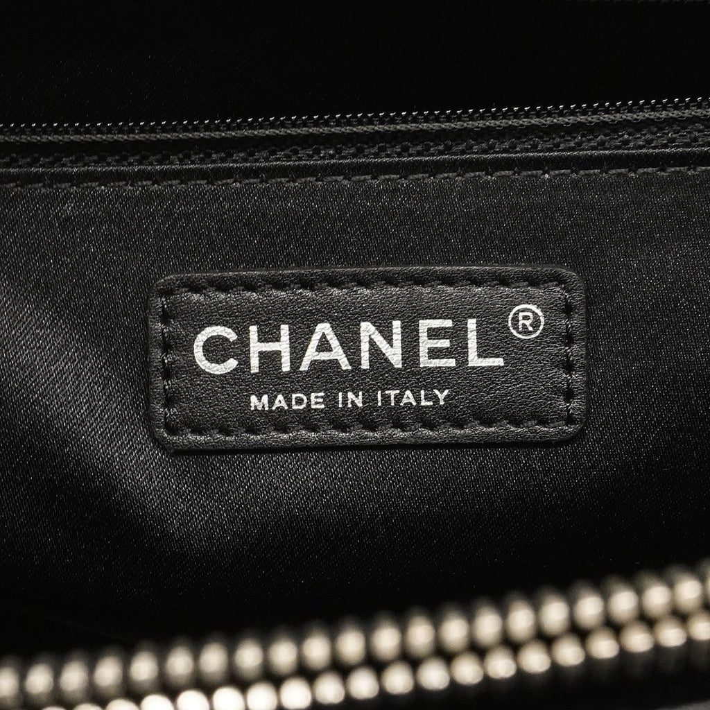Chanel Chain Tote Quilted Caviar Leather Black Silver — view 5
