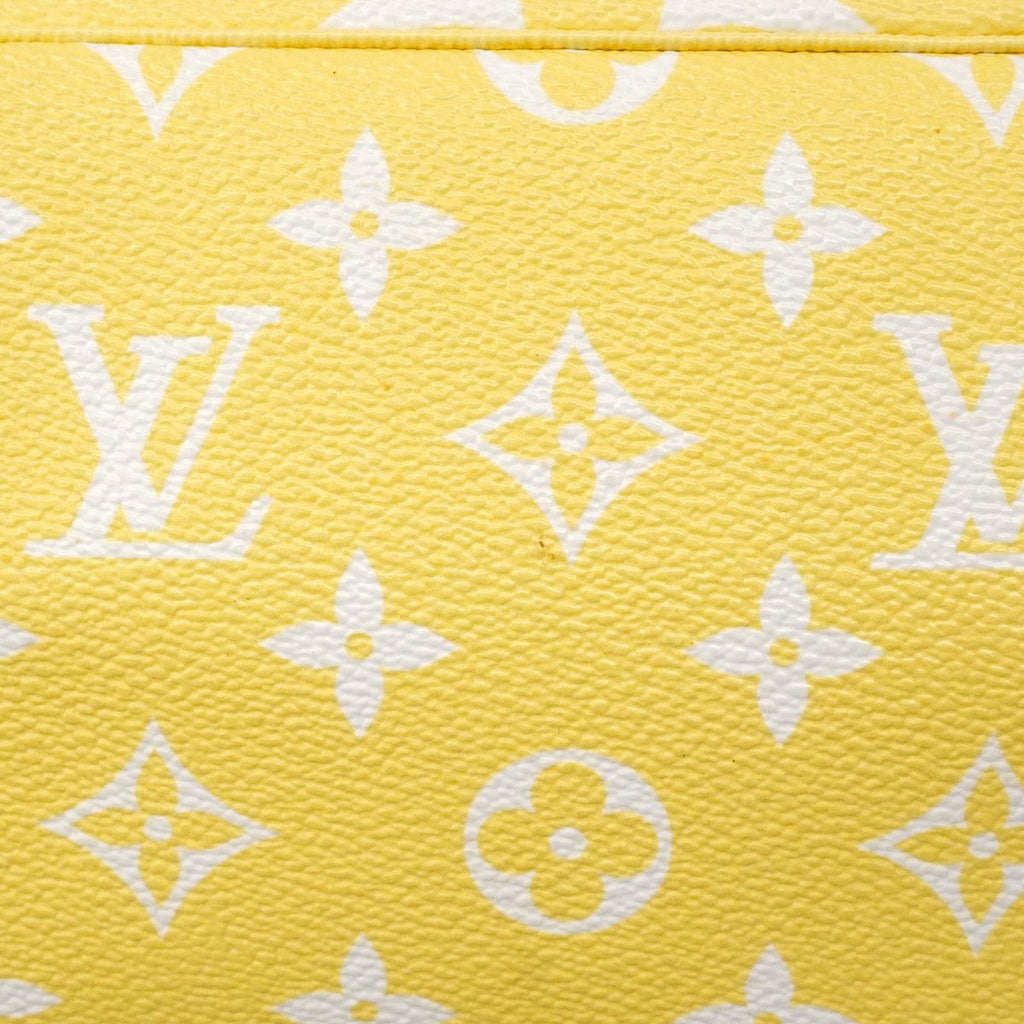 Louis Vuitton Tote Monogram Giant Neverfull MM Cles — view 7
