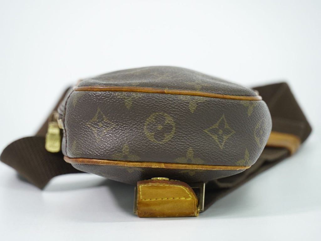 Louis Vuitton LV Pochette Gange Monogram Belt Bag Brown Second — view 3