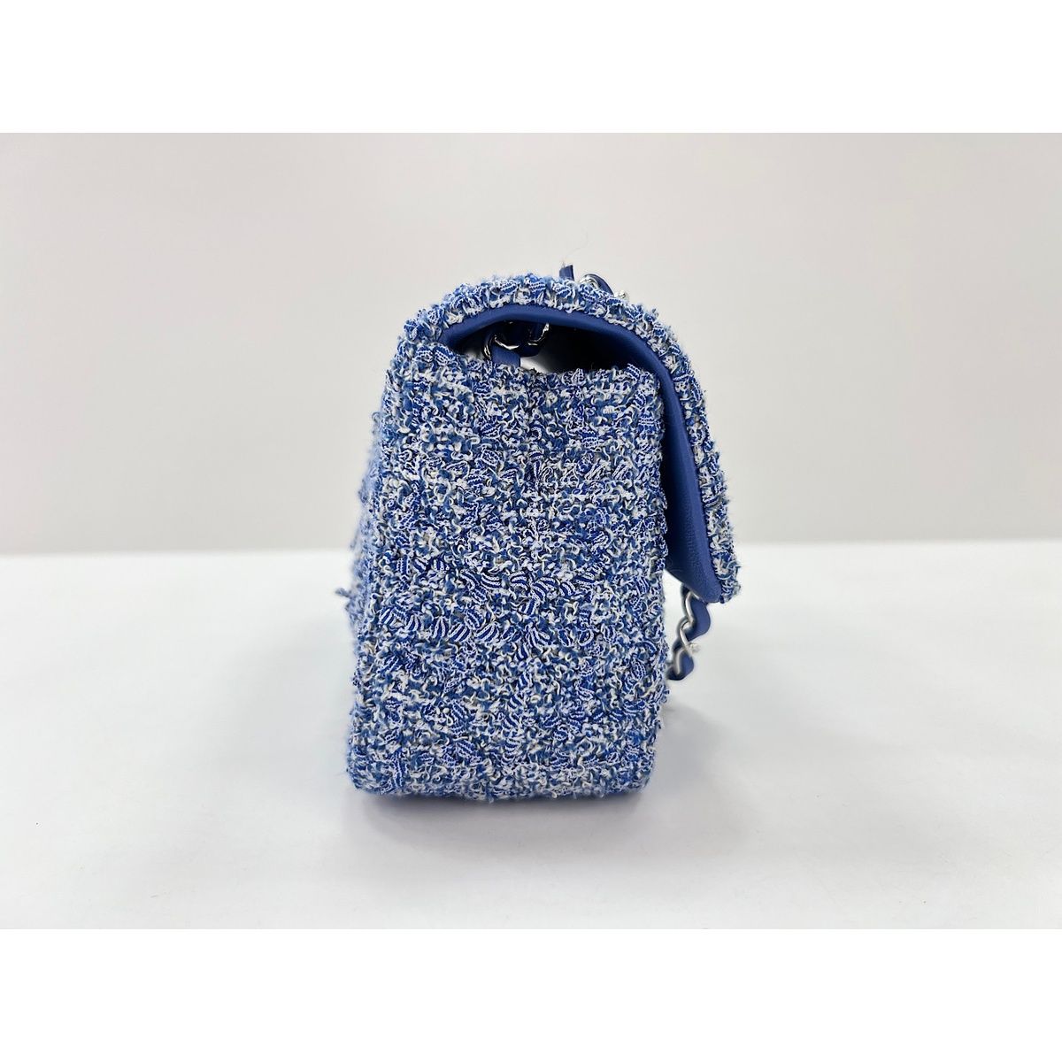 Chanel Shoulder Bag Mini Quilted — view 6