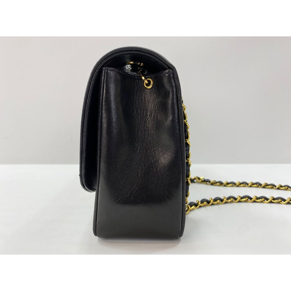 Chanel Shoulder Bag Black — view 4
