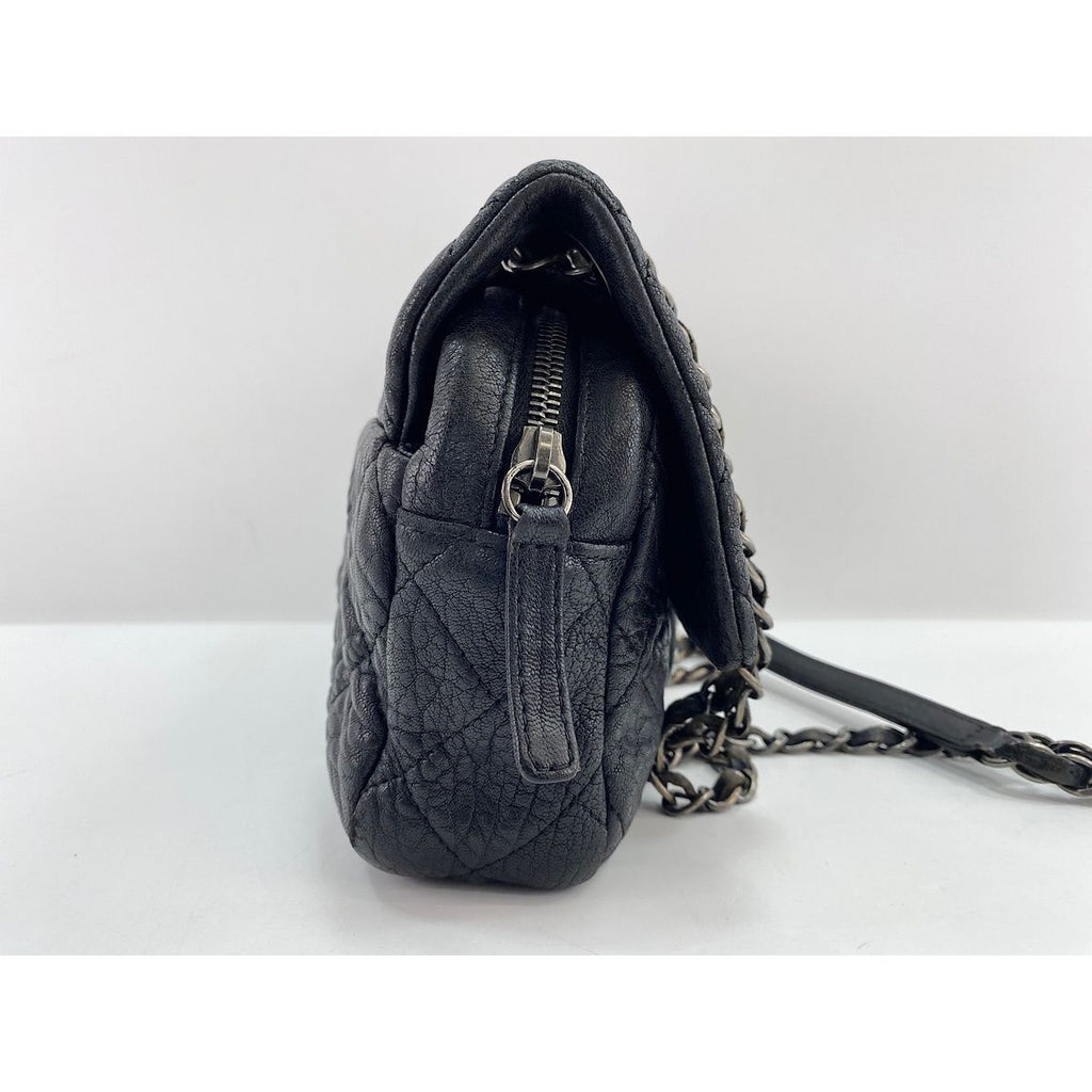 Chanel Shoulder Bag Quilted — view 6