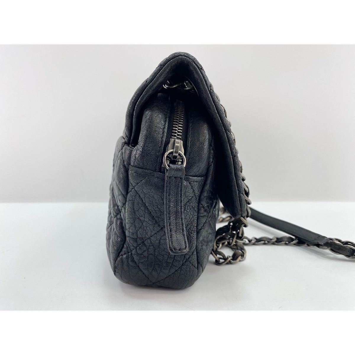 Chanel Shoulder Bag Quilted — view 6