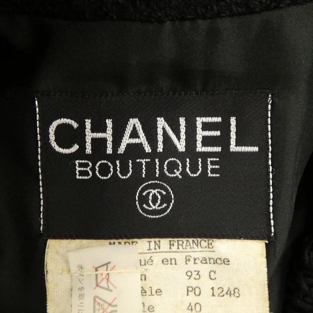 Chanel Vintage 93c Suit — view 4