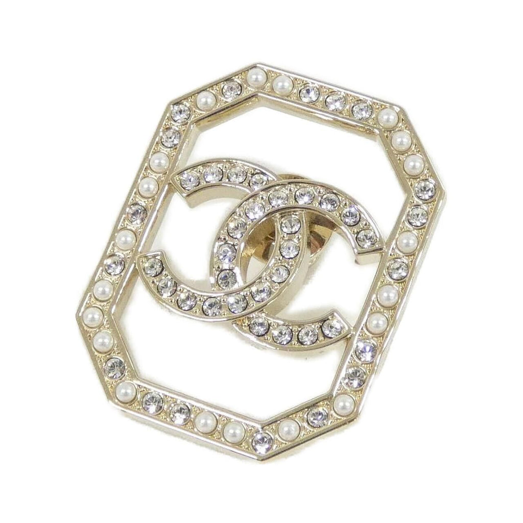 Chanel Pin Brooch Gold