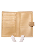 Chanel Bifold Wallet Gold Kiss Lock — view 3