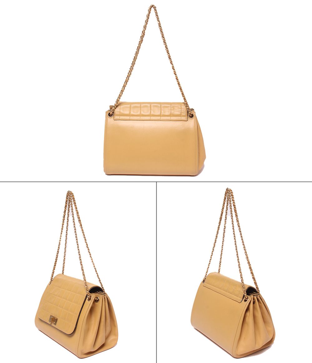Chanel Chain Shoulder Bag Gold Chocolate Bar 2.55 — view 2