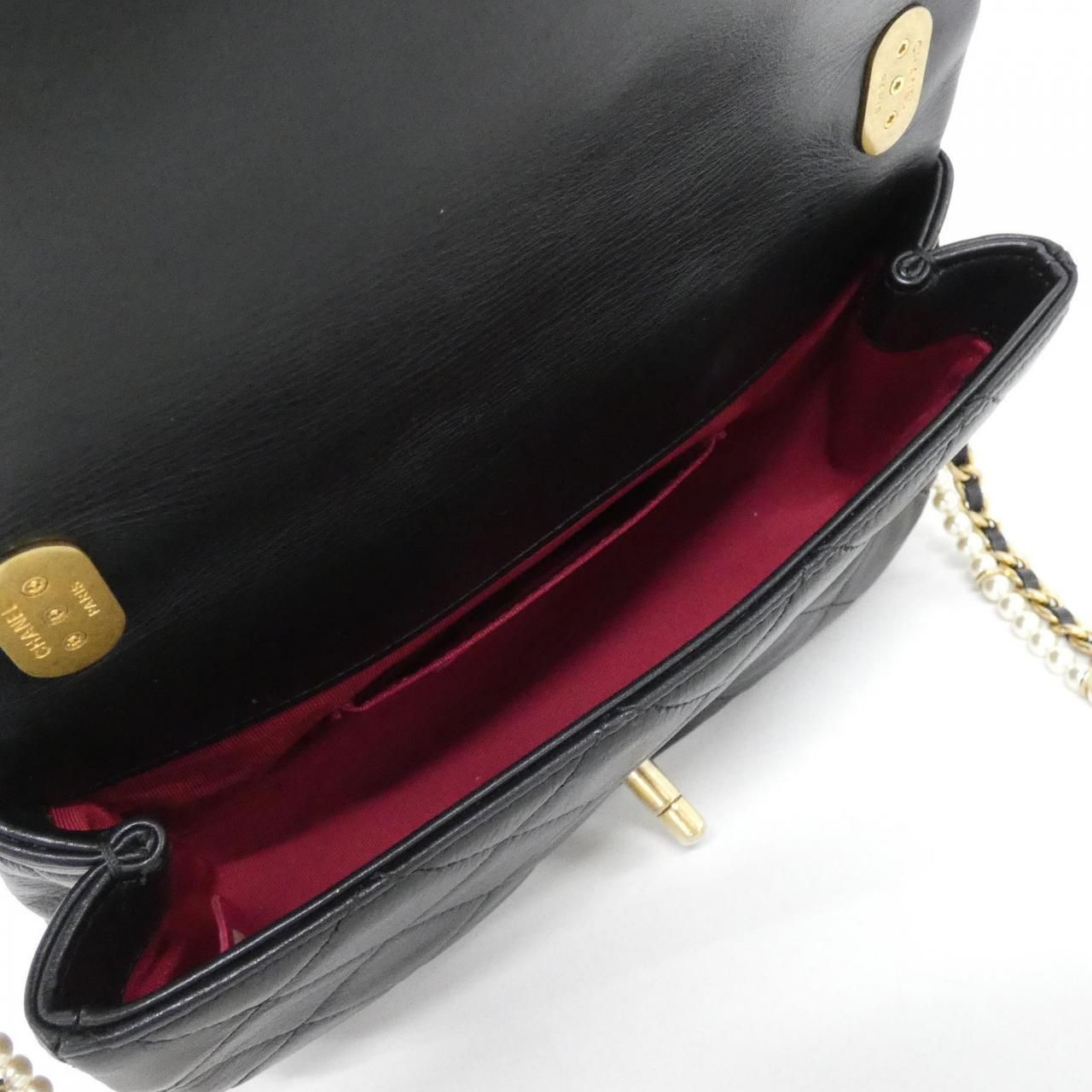 Chanel Shoulder Bag Black — view 8