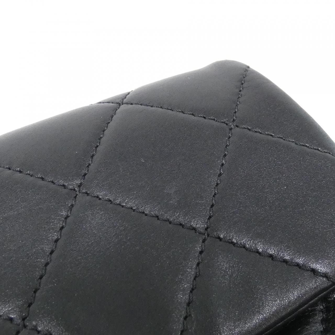 Chanel Shoulder Bag Black — view 4