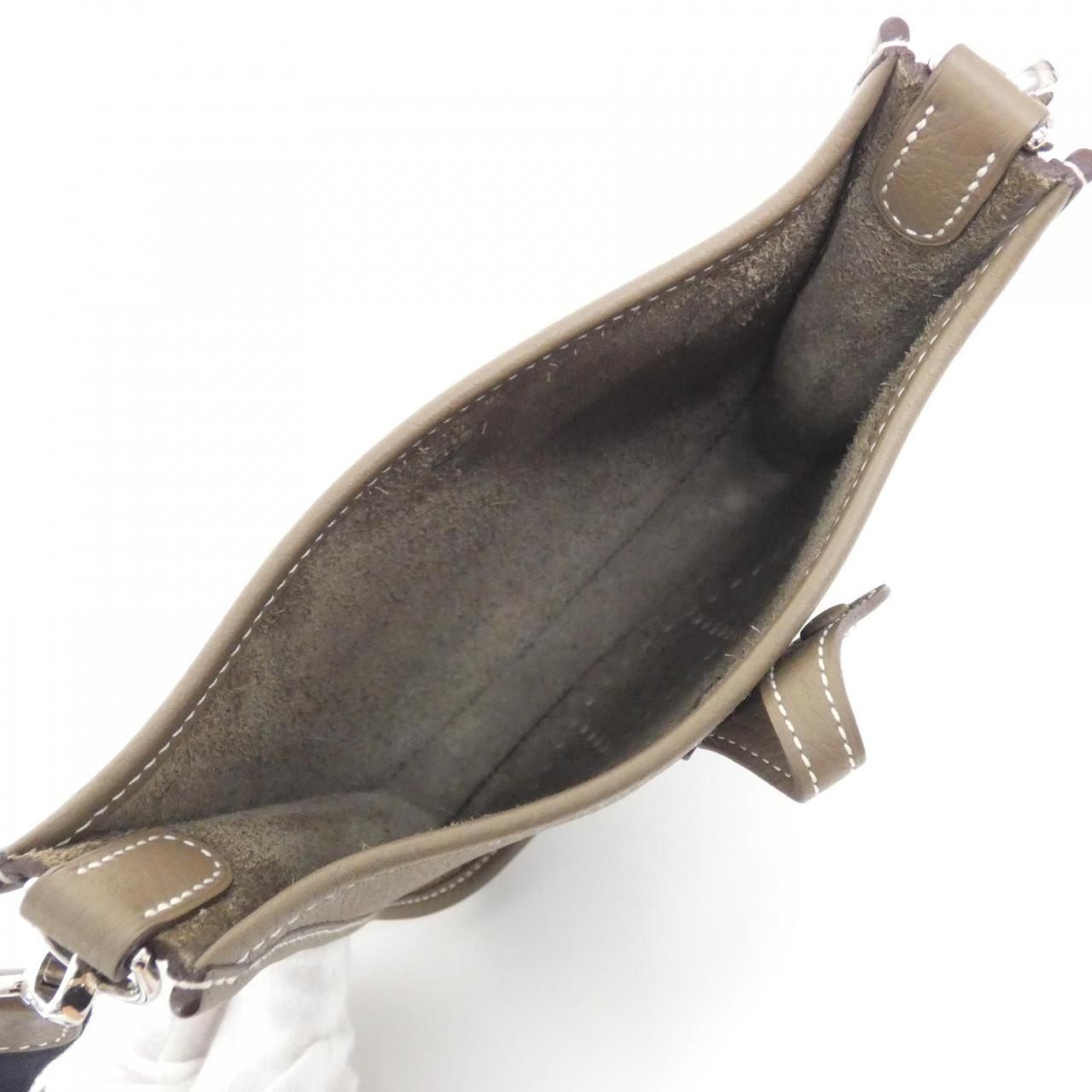 Hermes Evelyne Amazon Short Strap 16 Shoulder — view 8