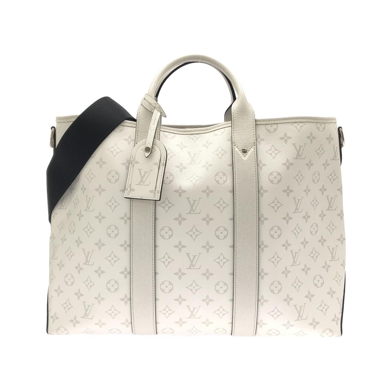 Louis Vuitton Taiga Llama Weekend Tote