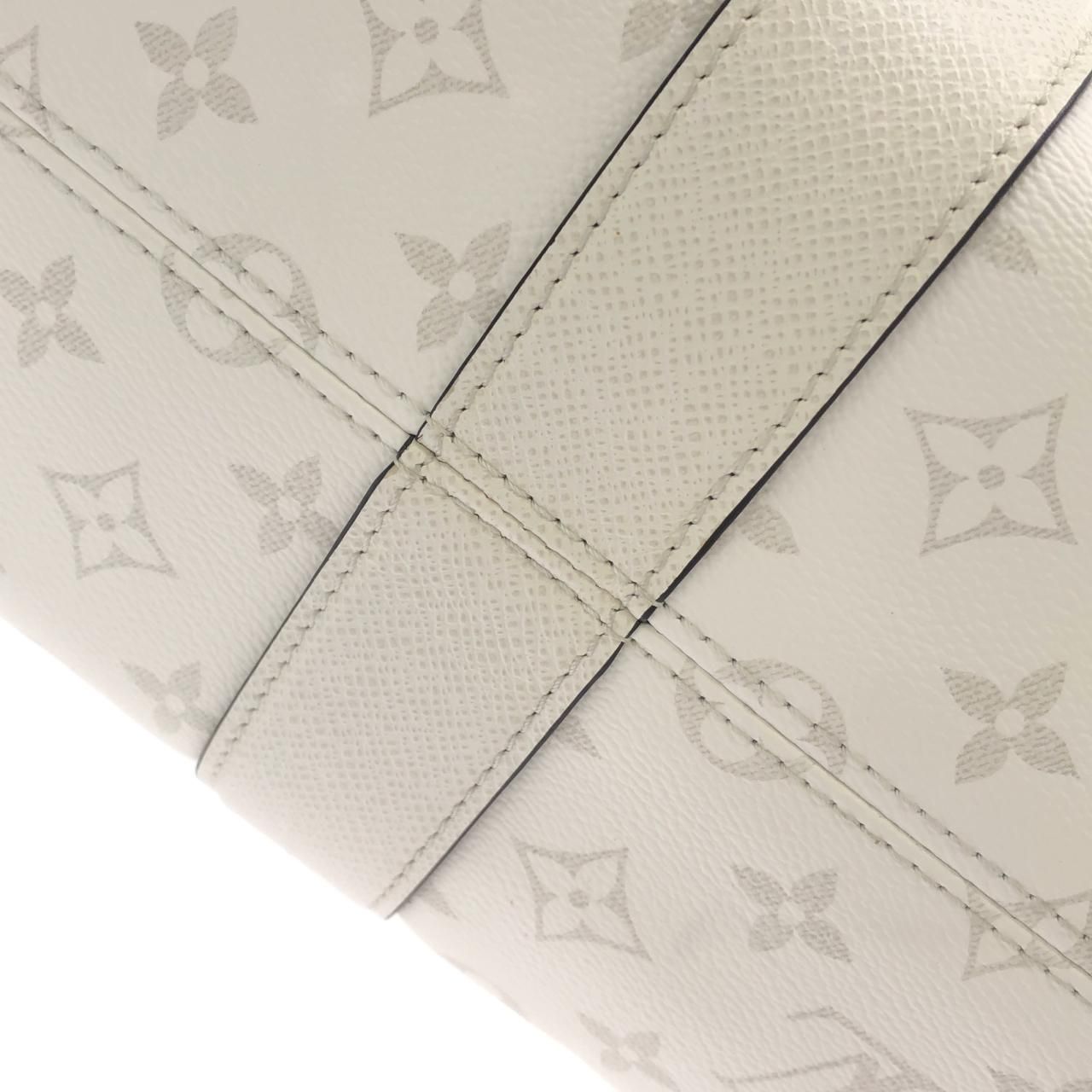 Louis Vuitton Taiga Llama Weekend Tote — view 3