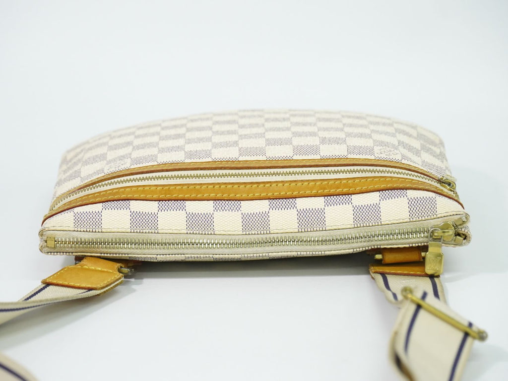 Louis Vuitton LV Pochette Damier Azur Shoulder Bag White Gray Second — view 5