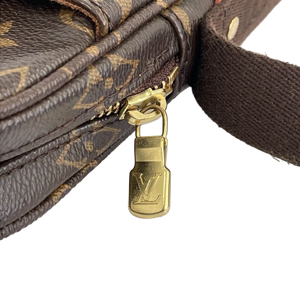 Louis Vuitton Trotter Beaubourg Monogram Shoulder Bag Brown Second — view 9