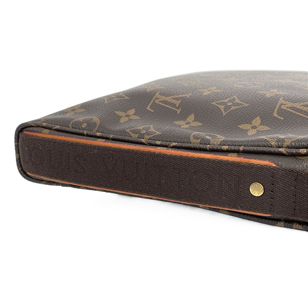Louis Vuitton Trotter Beaubourg Monogram Shoulder Bag Brown Second — view 8