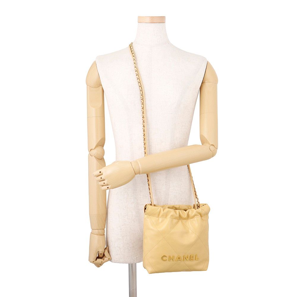 Chanel 22 Mini CC Logo Shiny Calf Leather 2-Way Shoulder — view 5