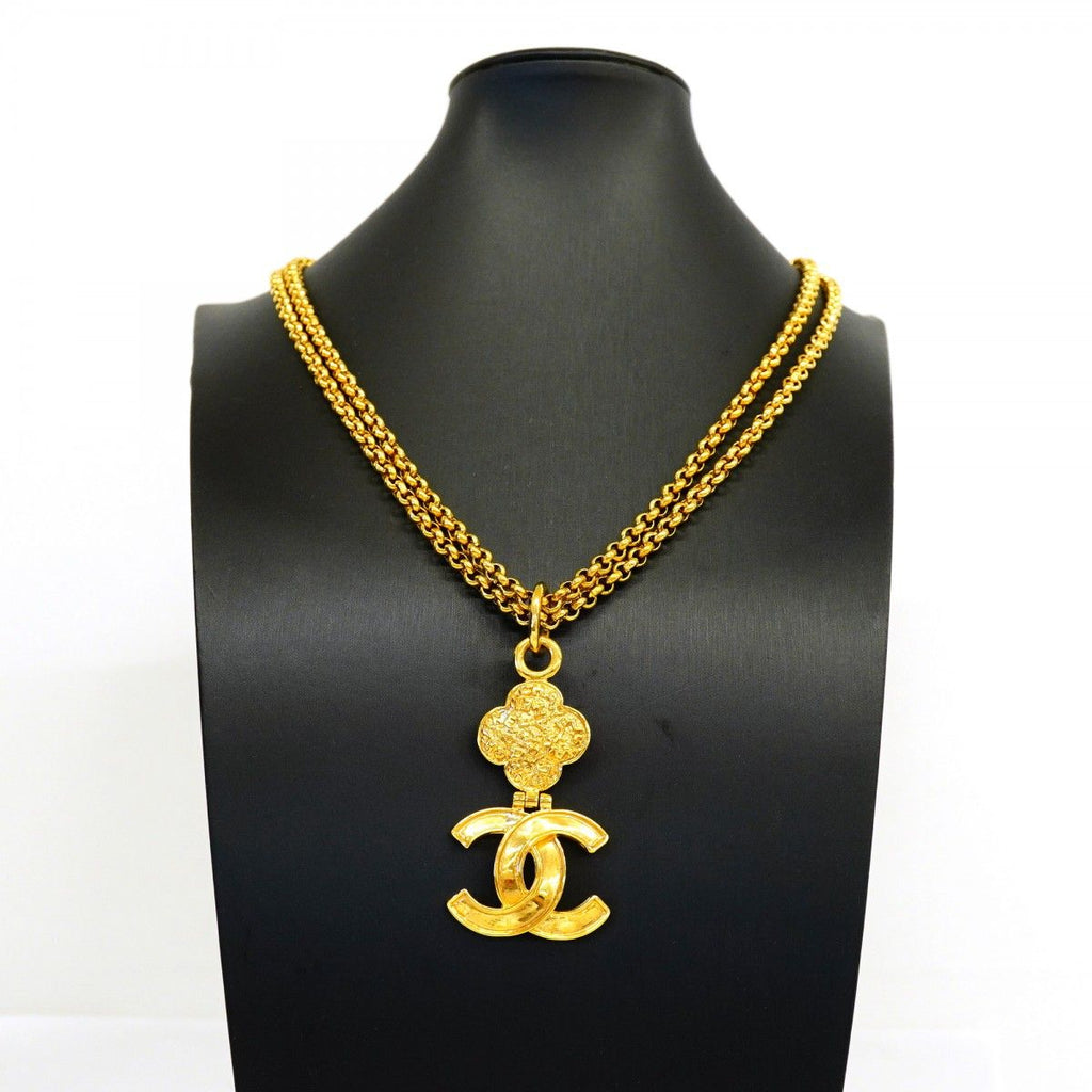 Chanel Necklace Vintage CC Logo Gold Plated — view 6