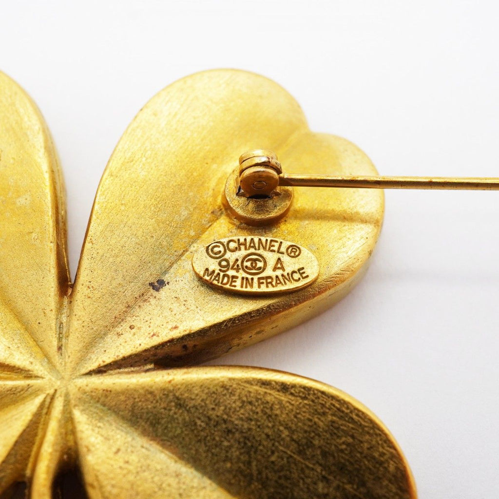 Chanel Vintage CC Logo Gold Plated Brooch — view 4