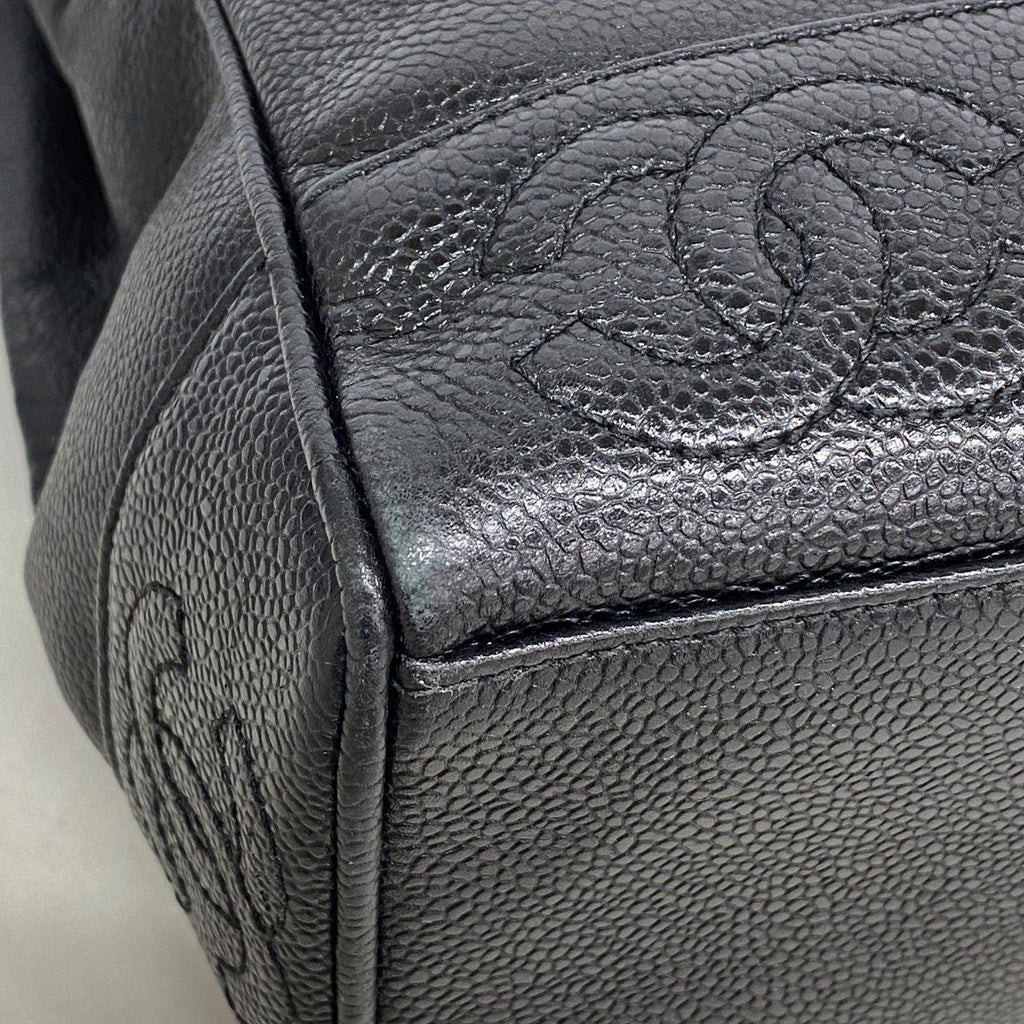 Chanel Shoulder Bag Triple Coco Caviar Leather Black Gold — view 6