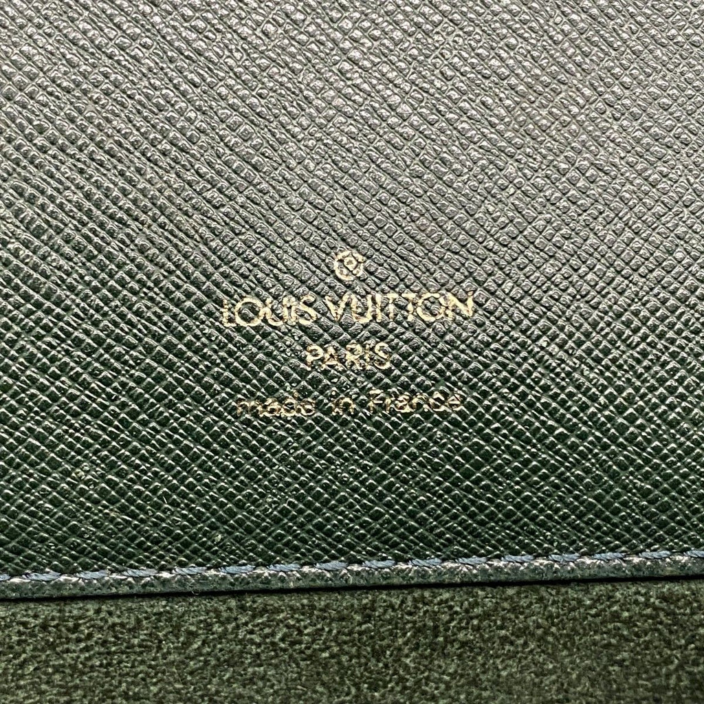 Louis Vuitton Briefcase Taiga Epi Sealadies — view 5