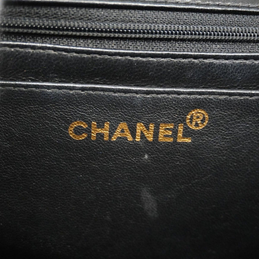Chanel Handbag Quilted Lambskin Black Gold — view 5