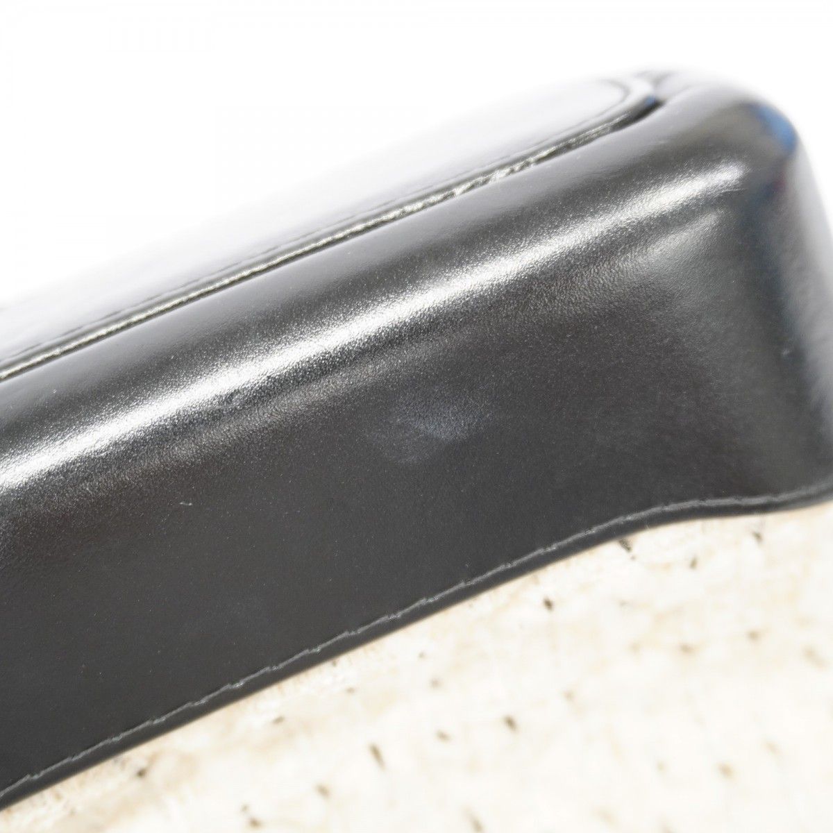 Chanel Shoulder Bag Tweed Beige Black Gold Silver — view 7