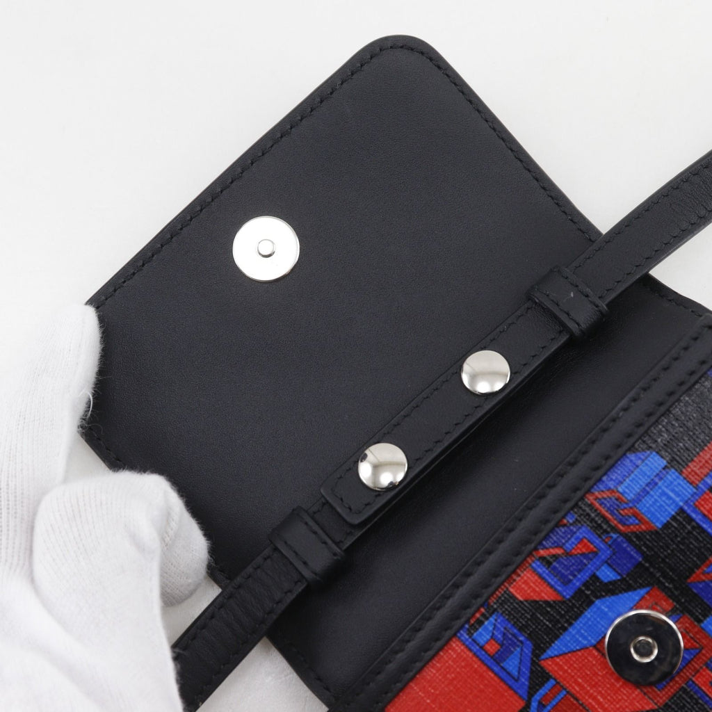 Gucci Square Space Pochette Black Shoulder — view 7
