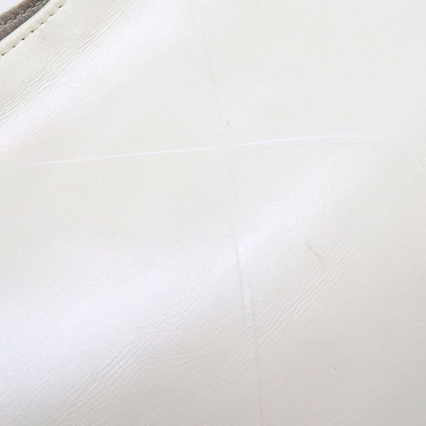 Chanel Quilted Clutch White — view 8