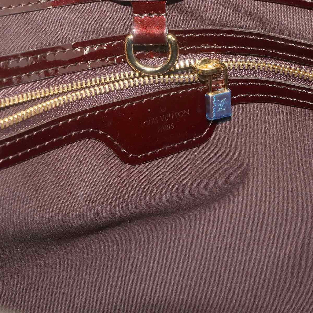 Louis Vuitton PM Monogram Vernis Hand Bag Leather Amarante — view 8