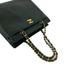 Chanel Vintage CC Logo Caviar Leather Chain Handbag Green — view 4