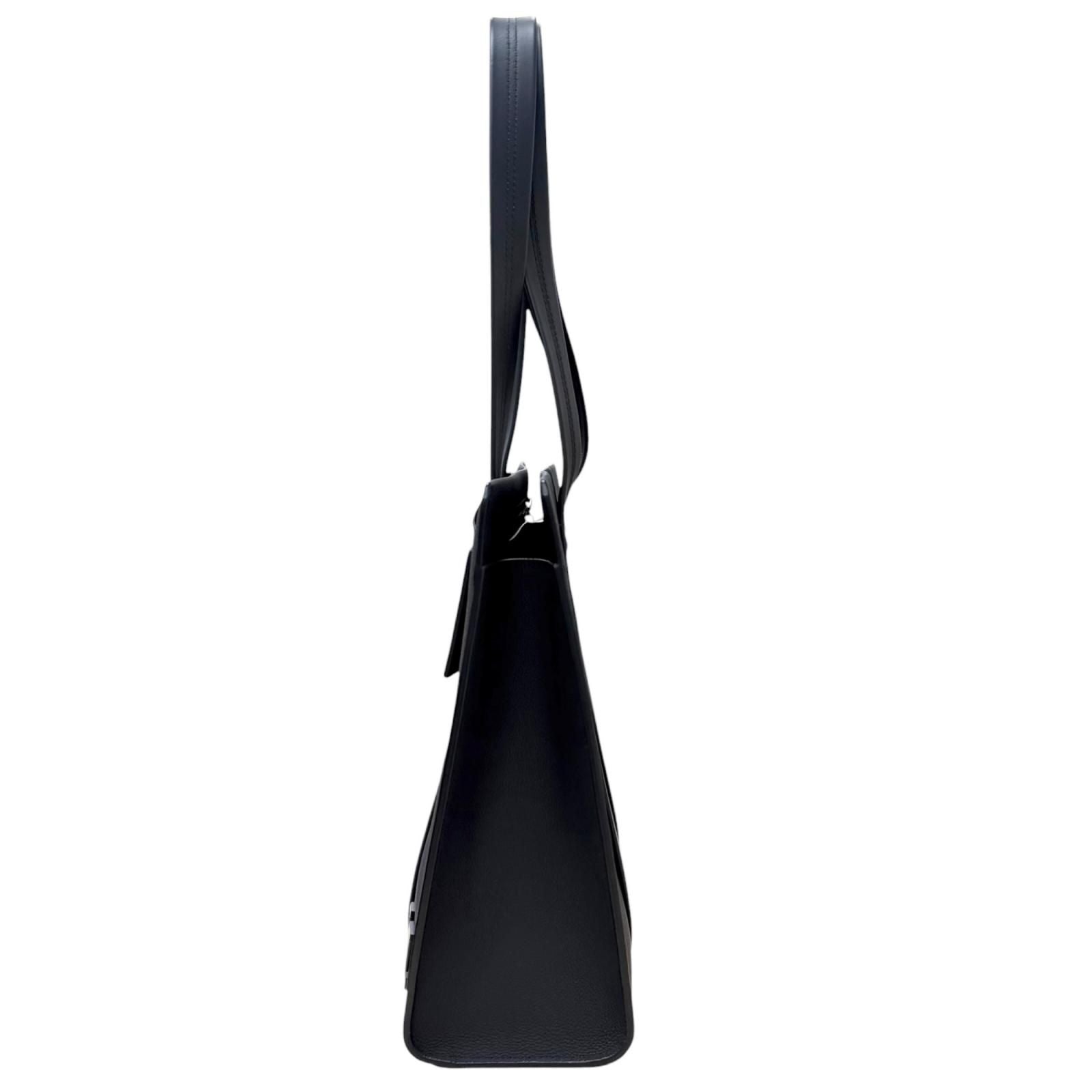 Louis Vuitton LV Aerogram Takeoff Leather Tote Black — view 4