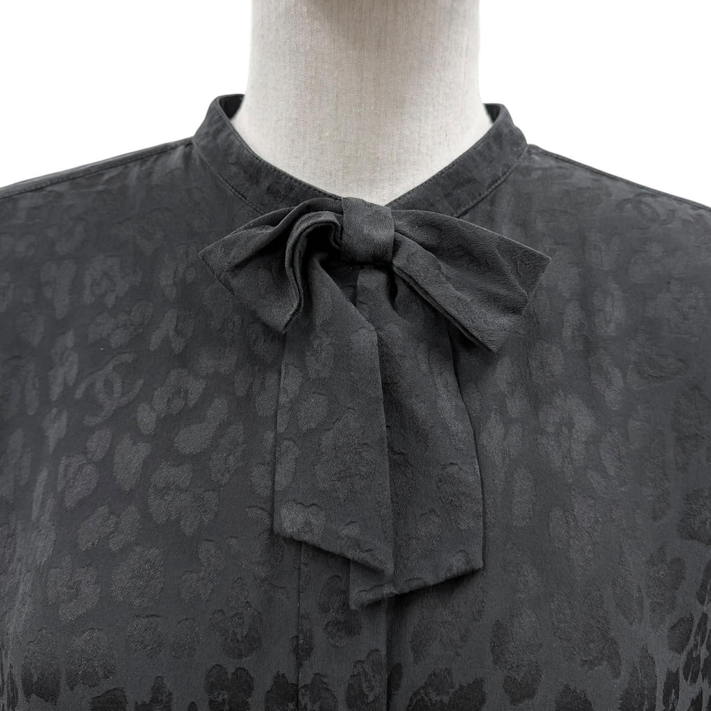 Chanel Silk 100% CC Logo Pattern with Button Long Sleeve Shirt Blouse Black 40 — view 2