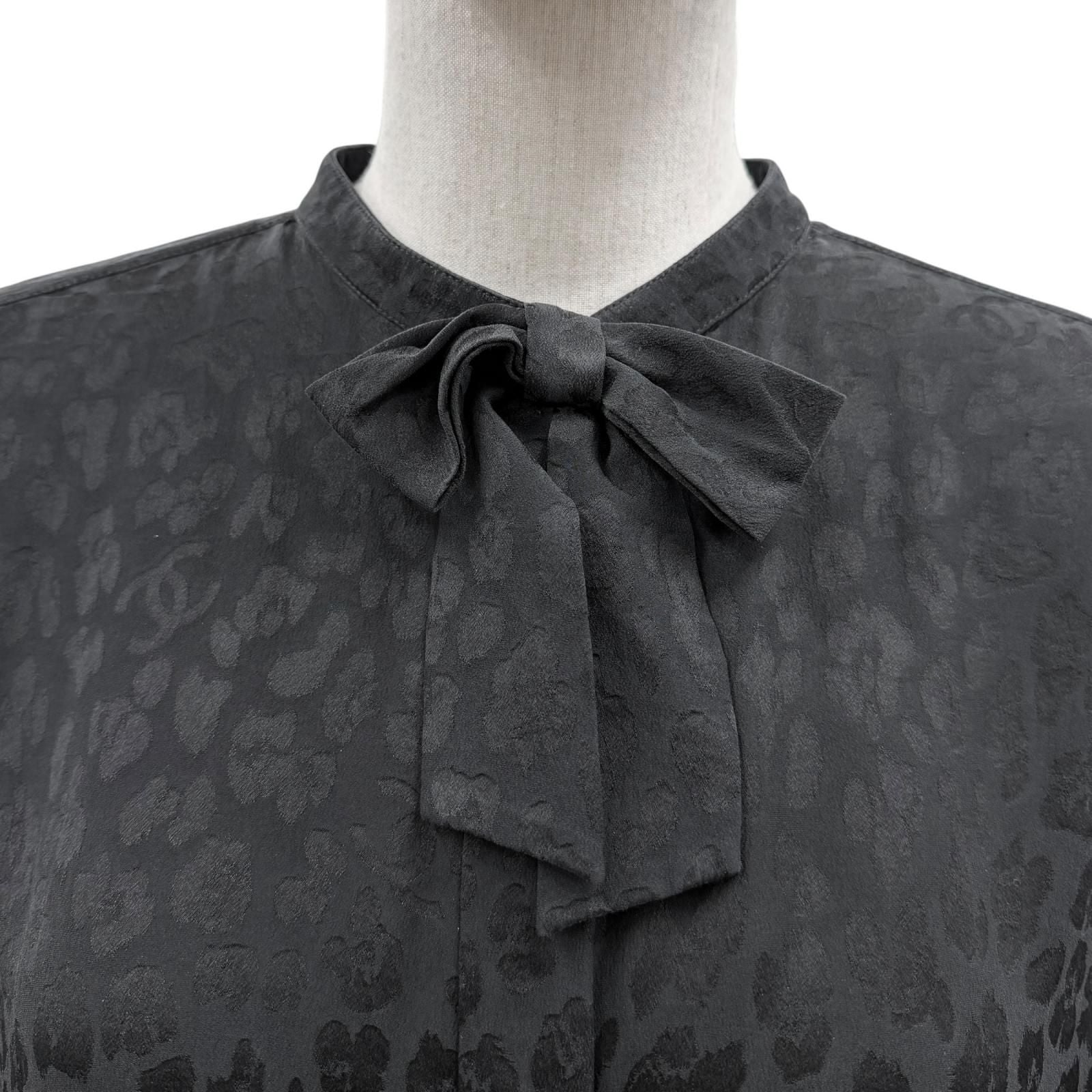 Chanel Silk 100% CC Logo Pattern with Button Long Sleeve Shirt Blouse Black 40 — view 2