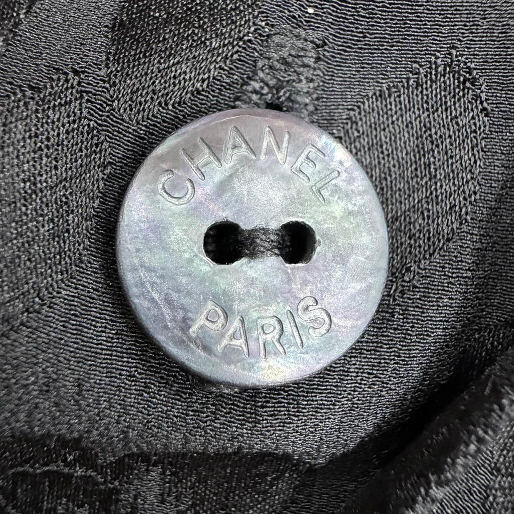 Chanel Silk 100% CC Logo Pattern with Button Long Sleeve Shirt Blouse Black 40 — view 6
