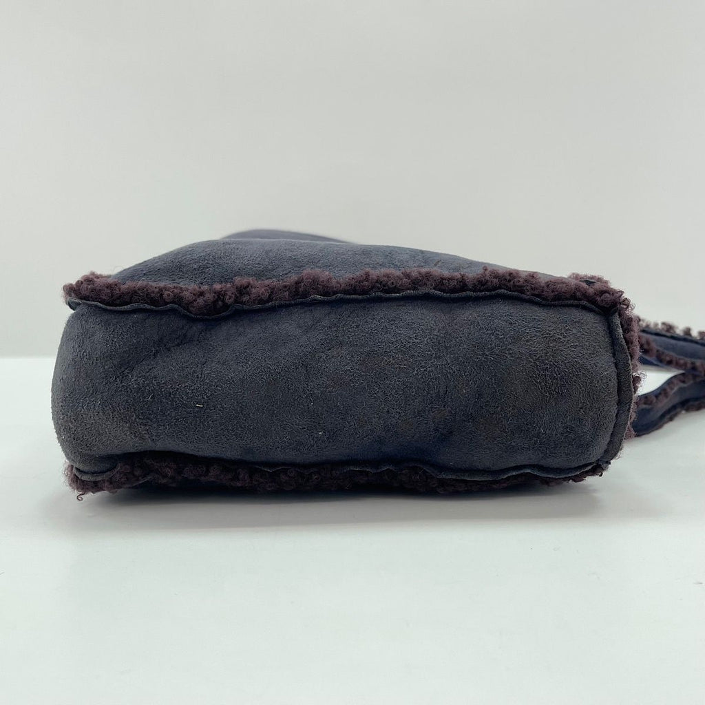 Chanel Handbag Navy — view 6