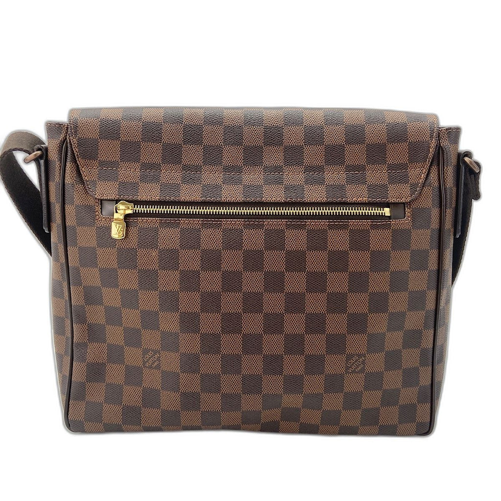 Louis Vuitton Shoulder Bag Damier District MM — view 2