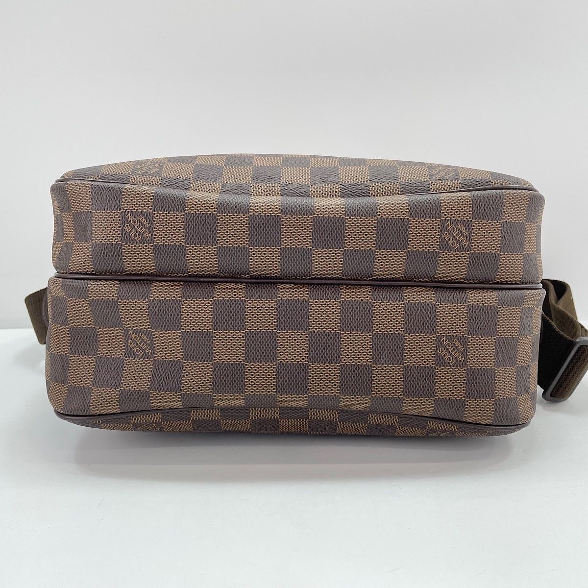 Louis Vuitton Shoulder Bag Reporter PM — view 7